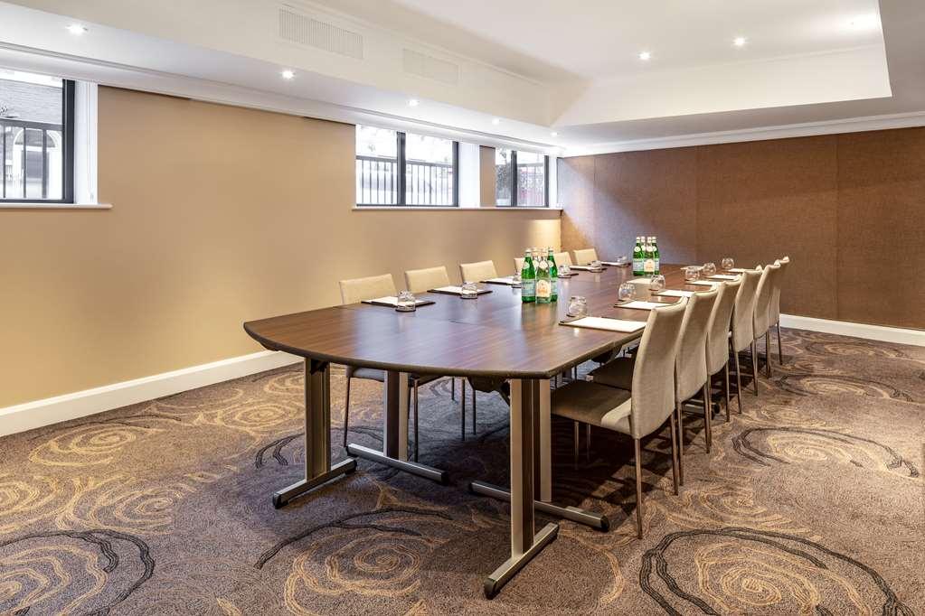 Radisson Blu Hotel, Tottenham Court Road Hotel