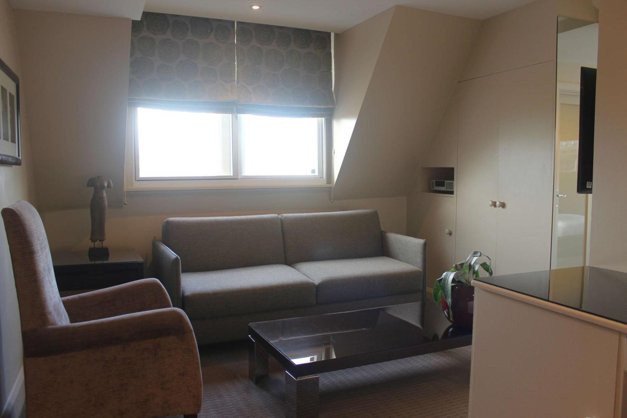 Radisson Blu Hotel, Tottenham Court Road Hotel 4*